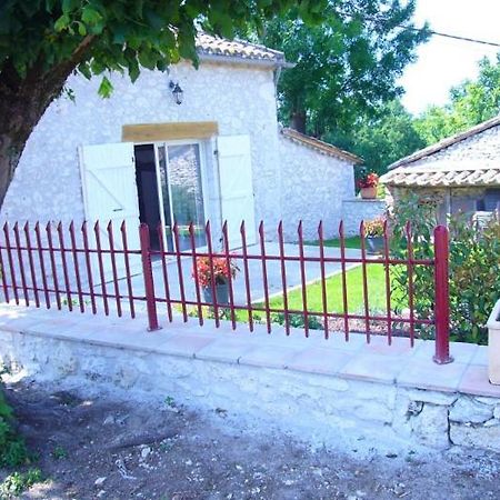 Maison Des Pruniers Massels Kültér fotó