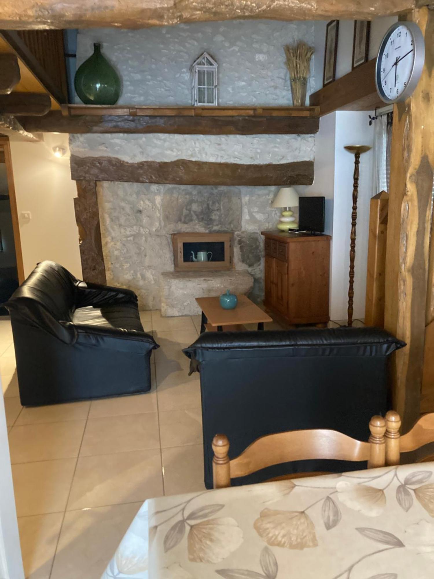 Maison Des Pruniers Massels Kültér fotó